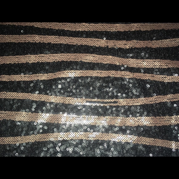 Sequin Top - Picture 3 of 4